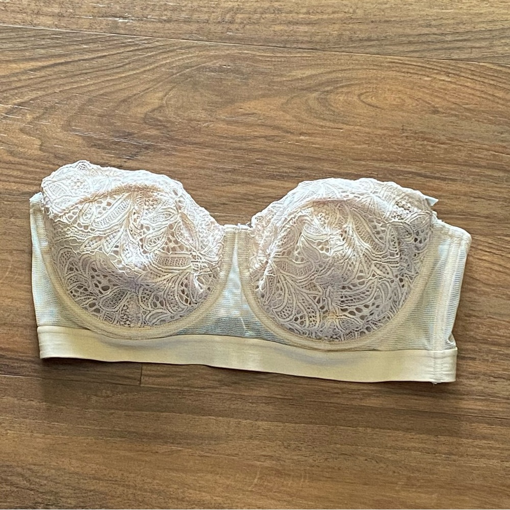 Lively‎ Lace Strapless Bra in Toasted Almond 38D